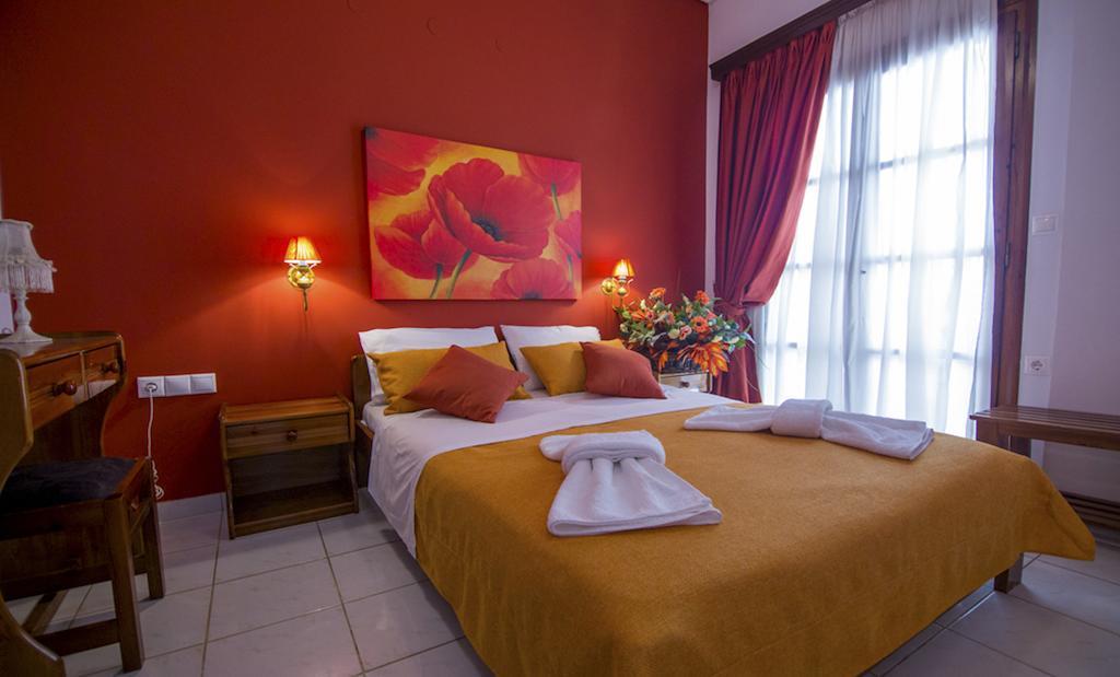 Asterias Studios & Apartments カリヴェス 部屋 写真